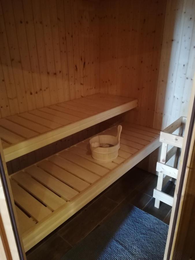 Apartman Life In Nature Jaronice Buitenkant foto